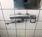 交換前　浴室用水栓