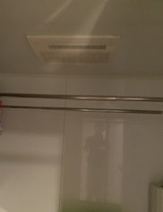 交換前　浴室暖房乾燥機