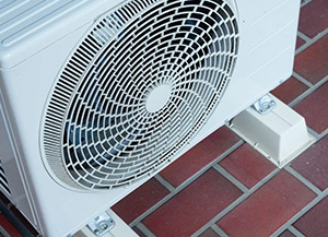 夜間に低周波(音)が出る|エコキュートのデメリット