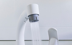 シャワー吐水切り替え機能｜洗面水栓(洗面台蛇口)を機能から選ぶ