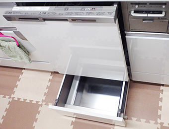 ディープタイプ(深型)に収納を設置した例｜食洗機のディープ×下部収納プラン