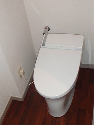 ストアQ1TOTOコンパクト手洗器 壁給水床排水(LSL870AS後継品番)LSL870ASR 手洗器
