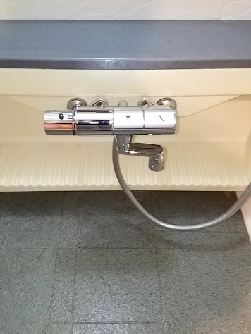 赤字超特価SALEK1新品　TOTOサーモスタットシャワー水栓　TMN40STJZ　寒冷地用 浴室用水栓、金具