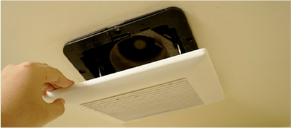 トイレ換気扇の交換 | 便器交換とセットでトイレ室内換気扇の交換もできるオプションメニュー！